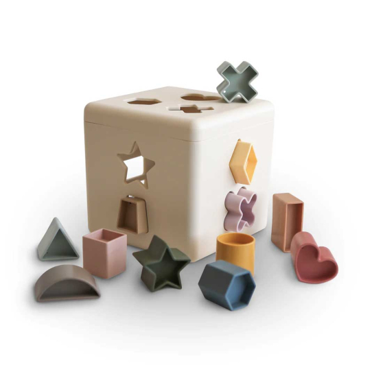 Boîte avec formes à encastrer