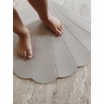 Konges Slojd Tapis De Bain Coquillage Warm Grey Petit Sixieme